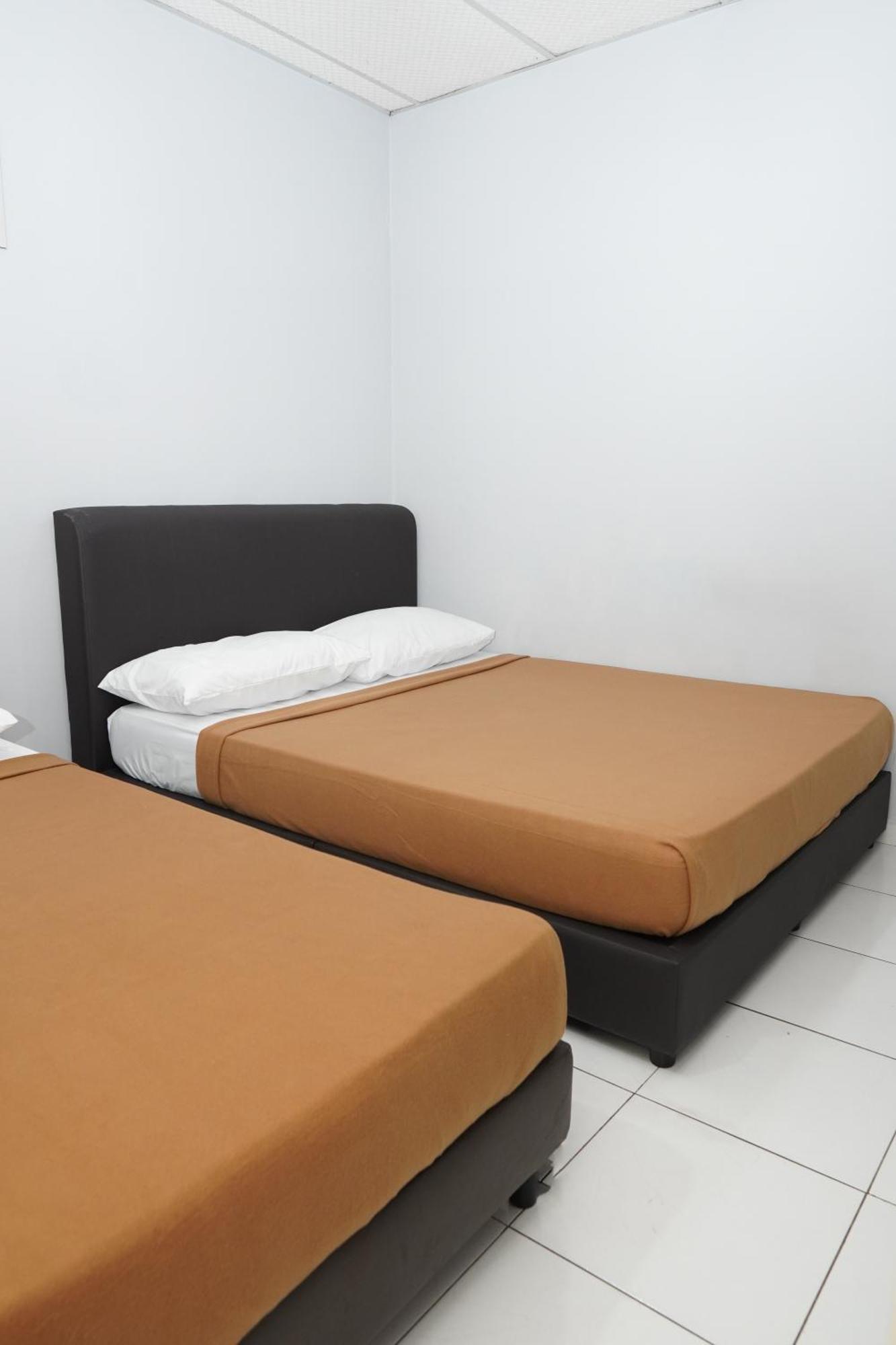 Hotel Sixty Nine Johor Bahru Exterior photo
