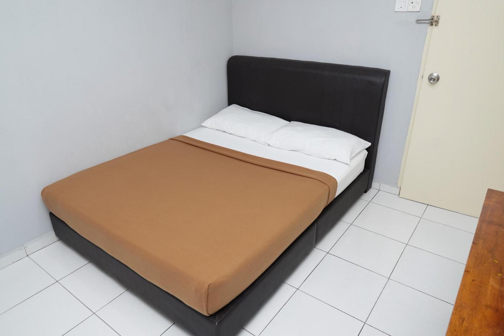 Hotel Sixty Nine Johor Bahru Exterior photo